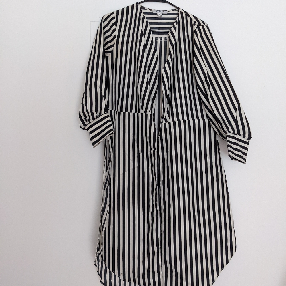 Black and white stripe open coat